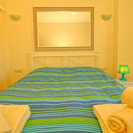 아파트 Apts Zafiro