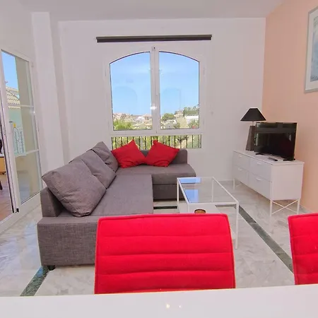 Apts Zafiro 미하스